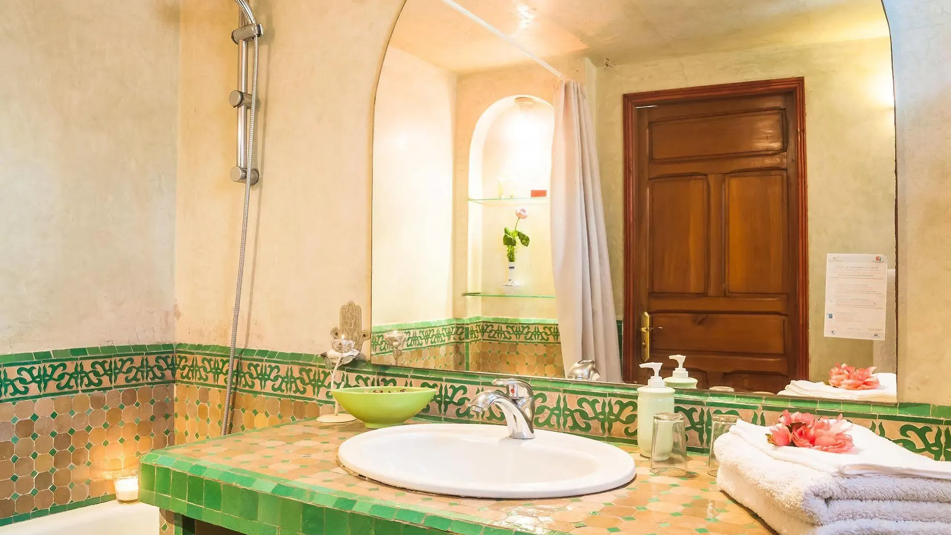Riad Zamane&Spa Fès 4*,